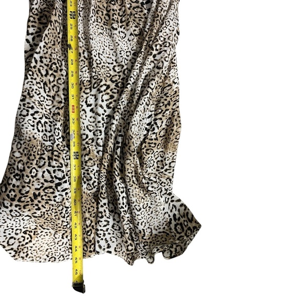 Faithfull The Brand Meadows Animal Print Midi Dress - Picture 8 of 9